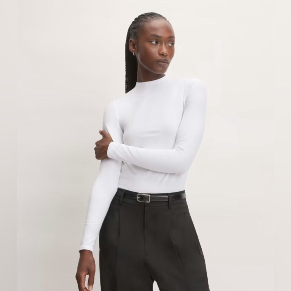 Everlane The Supima® Form Funnel Neck Tee in White Size S